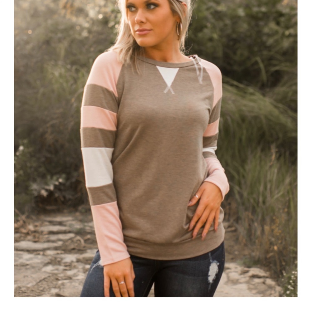 Color Block Sweater in beige/gray